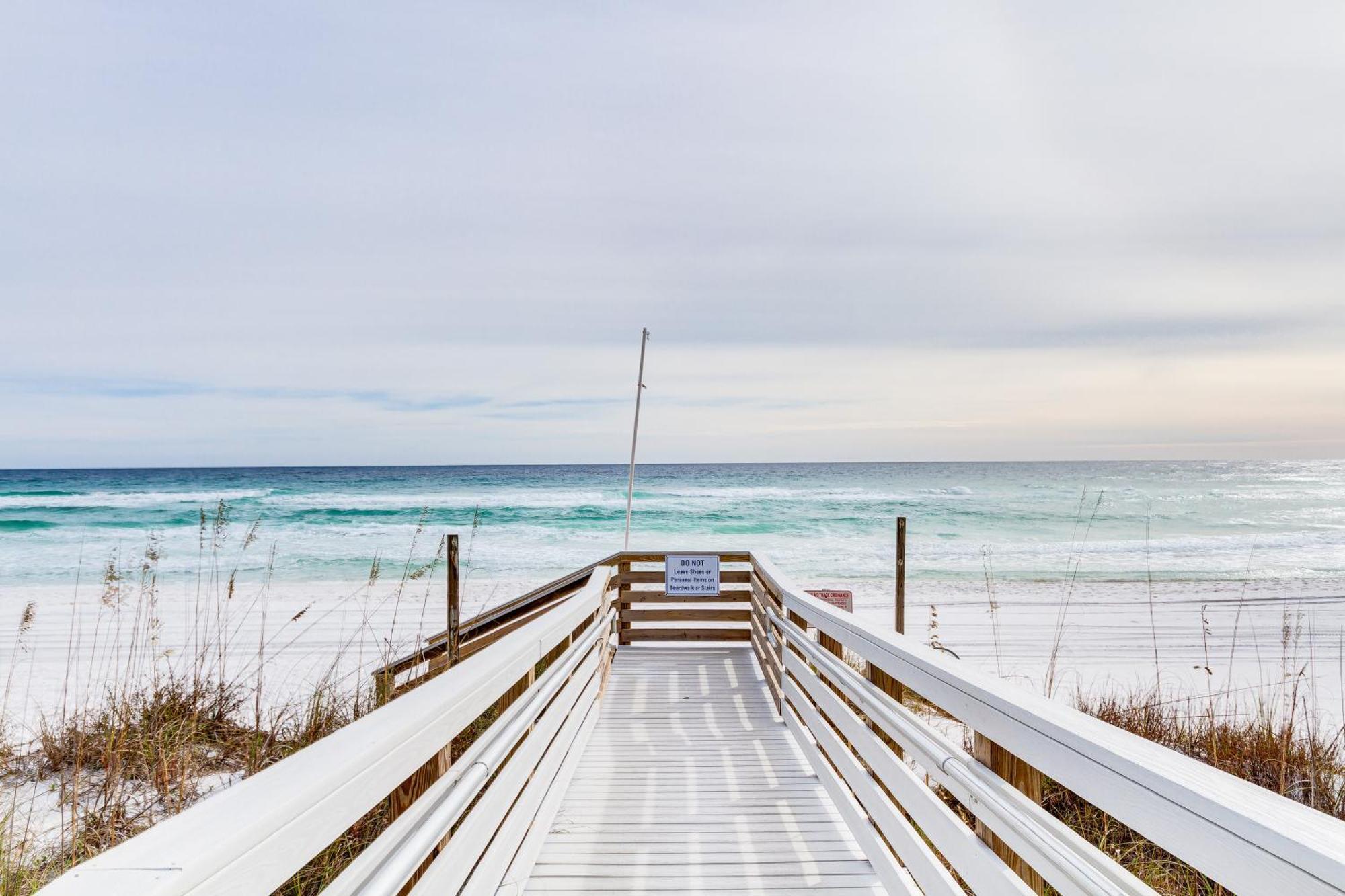 Pensacola Beach Condo With Patio And Access To Beach! Exteriör bild